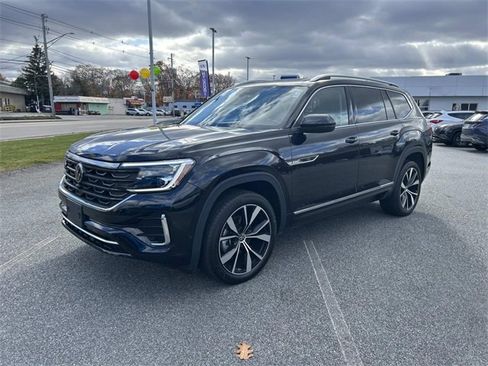 Used 2024 Volkswagen Atlas SEL Premium R-Line image 7