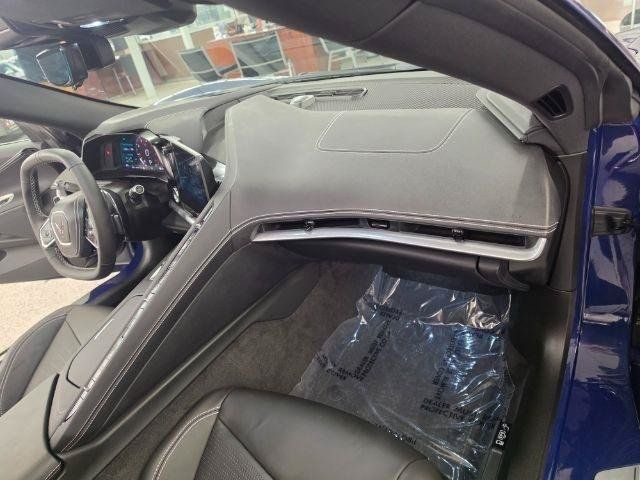 Used 2025 Chevrolet Corvette Stingray Preferred Cpe w/ Z51 Performance Package RWD image 15