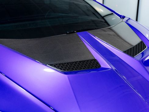 Used 2021 Lamborghini Huracan EVO RWD image 15