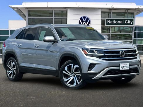 Used 2023 Volkswagen Atlas Cross Sport SEL AWD/4WD image 2