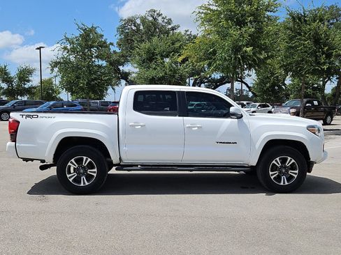 Certified 2019 Toyota Tacoma TRD Sport RWD image 6