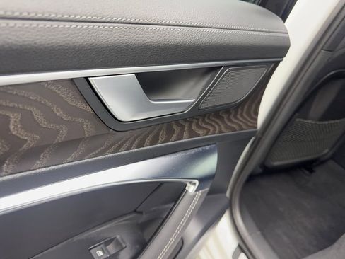 Used 2023 Audi A6 Premium Plus w/ Premium Plus Package image 39