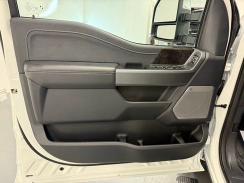 New 2026 Ford F250 Lariat w/ Lariat Premium Package image 14
