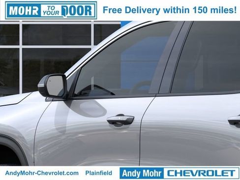 New 2026 Chevrolet Traverse LT w/ Driver Confidence Package FWD image 15