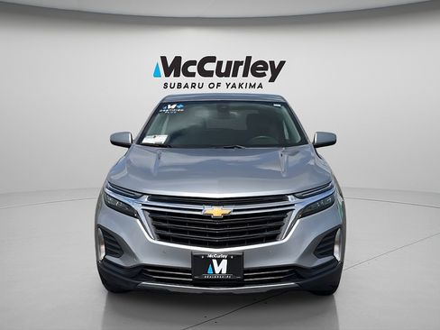 Used 2024 Chevrolet Equinox LT AWD/4WD image 2