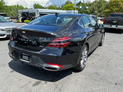 Used 2025 Genesis G70 2.5T image 7