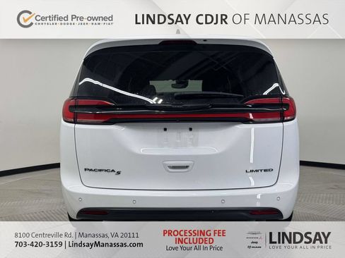 Certified 2025 Chrysler Pacifica Limited FWD image 7