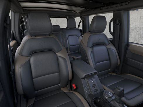 New 2025 Ford Bronco Big Bend w/ Black Diamond Package AWD/4WD image 10