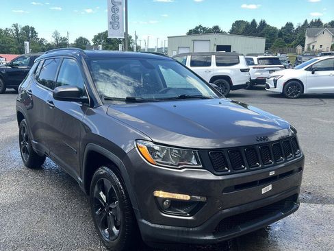 Used 2021 Jeep Compass Latitude AWD/4WD image 1
