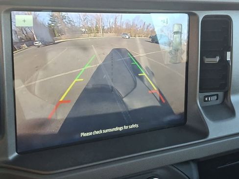 Used 2024 Ford Bronco Big Bend image 21