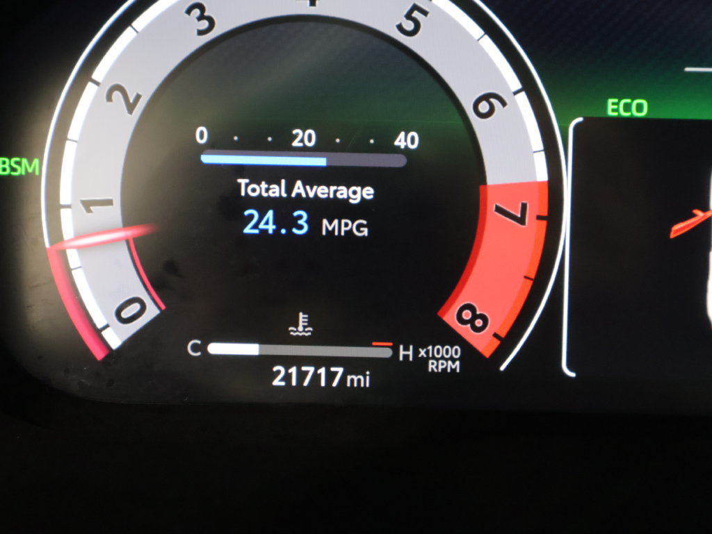 Certified 2023 Toyota RAV4 Limited w/ Limited Grade Weather Package AWD/4WD image 40