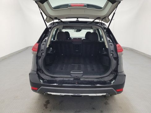 Used 2019 Nissan Rogue S image 29