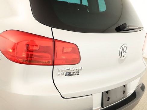 Used 2017 Volkswagen Tiguan Wolfsburg Edition FWD image 36