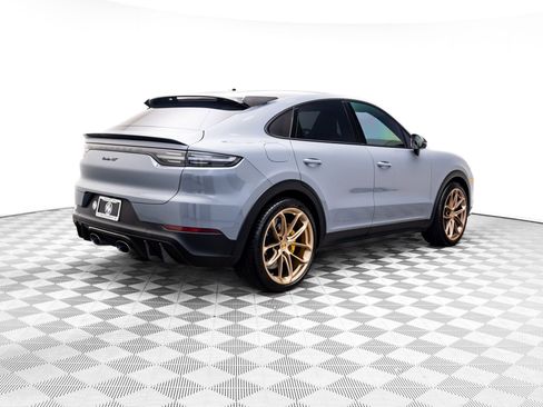 Certified 2022 Porsche Cayenne Turbo GT image 8