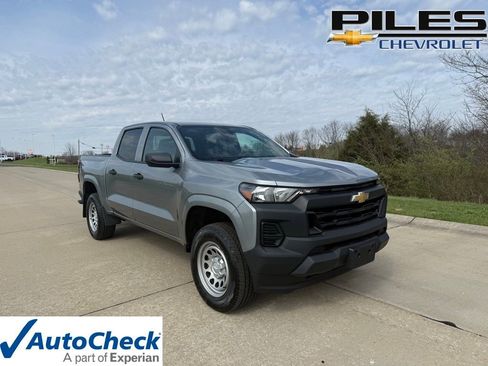 Used 2024 Chevrolet Colorado W/T w/ WT Convenience Package image 1