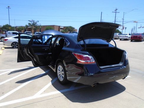 Used 2015 Nissan Altima 2.5 S w/ Power Driver Seat Package FWD image 24