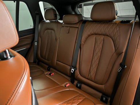 Used 2023 BMW X5 M50i w/ Executive Package AWD/4WD image 21