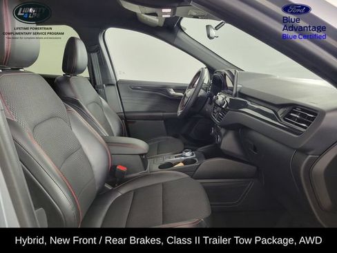 Certified 2023 Ford Escape ST-Line Select w/ Class II Trailer Tow Package AWD/4WD image 17