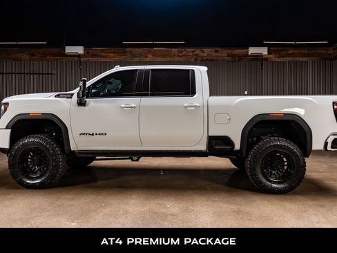 Used 2021 GMC Sierra 2500 AT4 w/ AT4 Premium Plus Package image 6