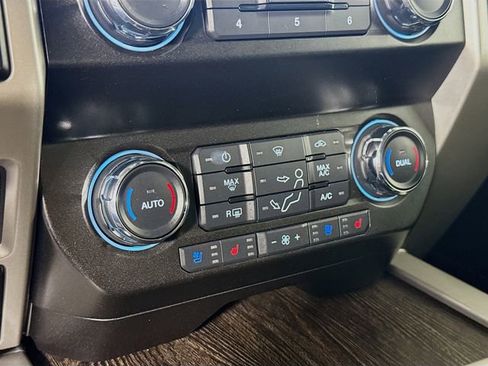 Used 2020 Ford F350 Lariat image 18