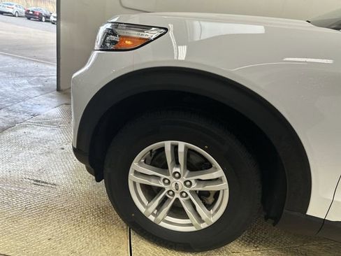 Used 2020 Ford Explorer XLT w/ Equipment Group 202A image 19