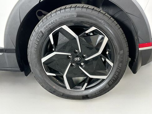 Used 2024 Hyundai Ioniq 5 SE image 11