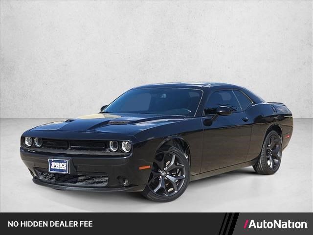 Used 2020 Dodge Challenger SXT w/ Blacktop Package RWD image 1