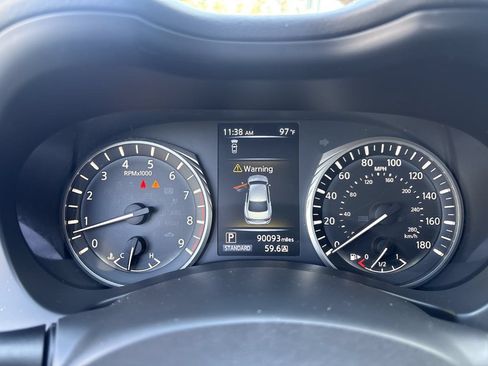 Used 2019 INFINITI Q50 Luxe RWD image 23