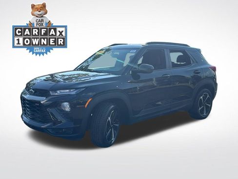 Used 2022 Chevrolet TrailBlazer RS w/ Sun and Liftgate Package AWD/4WD image 3