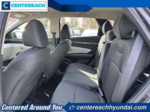 Used 2023 Hyundai Tucson SE AWD/4WD image 9