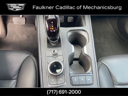 Used 2025 Cadillac XT4 Premium Luxury image 46