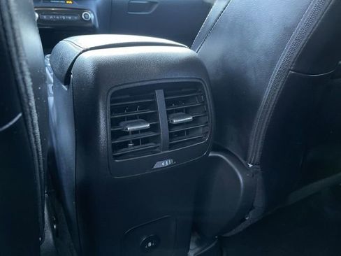 Used 2023 Ford Escape Platinum image 22