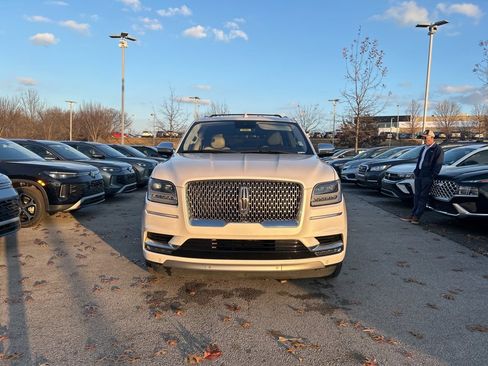 Used 2018 Lincoln Navigator Black Label w/ Cargo Package image 8