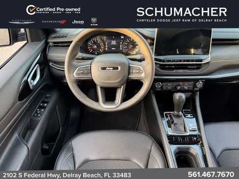 Used 2024 Jeep Compass Latitude w/ Convenience Group AWD/4WD image 13