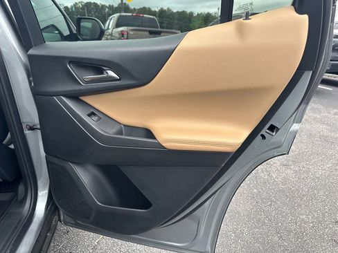 New 2026 Chevrolet Equinox ACTIV w/ Convenience Package III FWD image 17