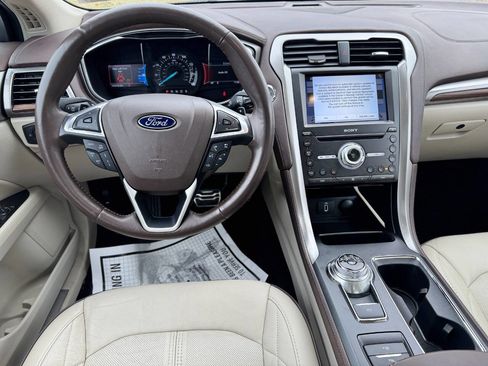 Used 2017 Ford Fusion Platinum image 8