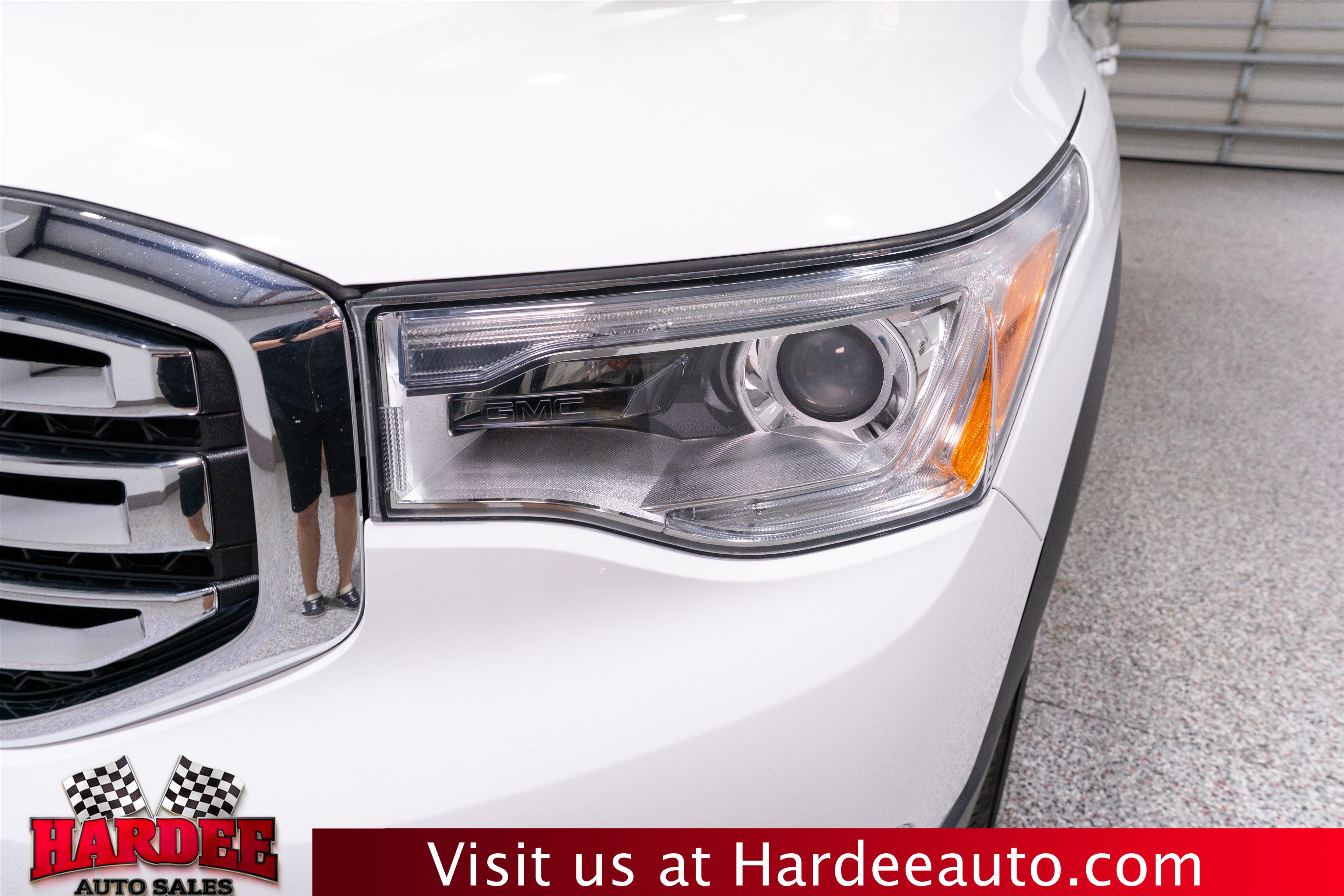 Used 2018 GMC Acadia SLT FWD image 8