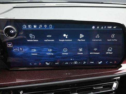 New 2026 Chevrolet Traverse Z71 image 16