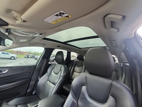 Used 2021 Volvo XC60 T5 Inscription w/ Advanced Package AWD/4WD image 7