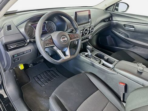Used 2025 Nissan Sentra SV FWD image 29