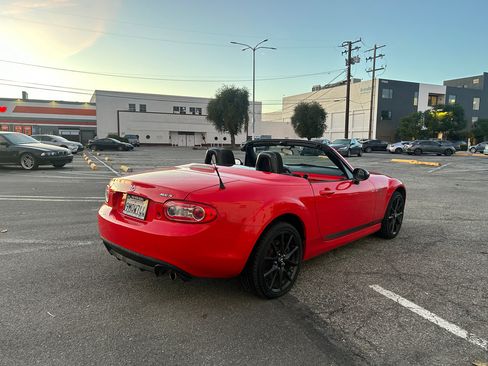 Used 2013 MAZDA MX-5 Miata Club image 5