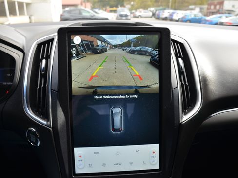 Used 2022 Ford Edge ST w/ Equipment Group 401A image 12