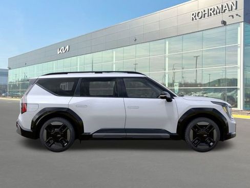 New 2026 Kia EV9 GT-Line image 8