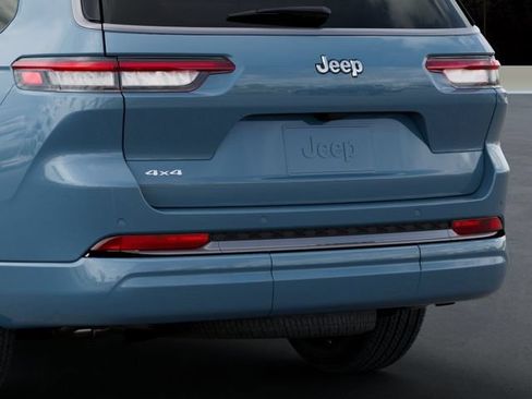 New 2026 Jeep Grand Cherokee L Limited AWD/4WD image 13