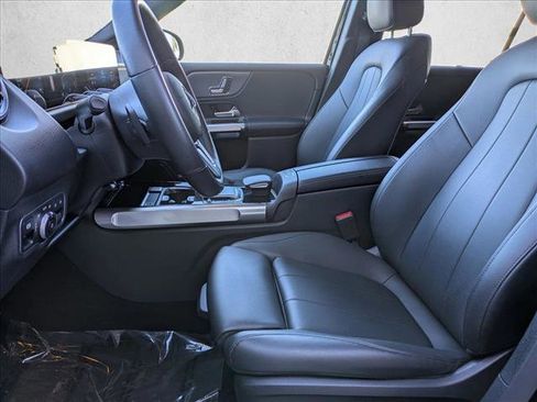 Certified 2022 Mercedes-Benz GLB 250 image 19