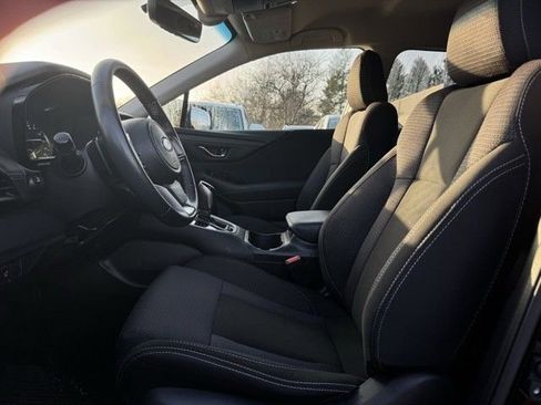 Used 2022 Subaru Outback Premium image 17