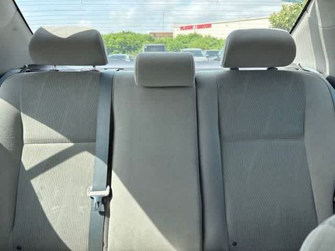 Used 2013 Toyota Corolla LE FWD image 21