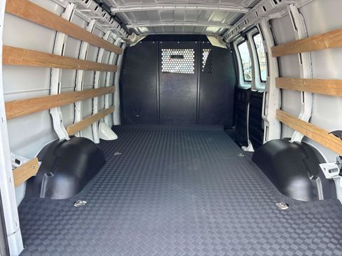 Used 2025 GMC Savana 2500 w/ Driver Convenience Package RWD image 13