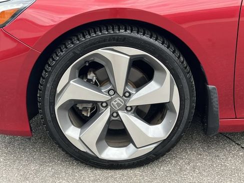 Used 2019 Honda Accord Touring image 42