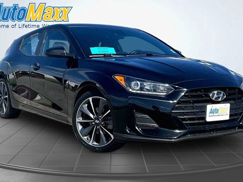 Used 2019 Hyundai Veloster 2.0 Premium FWD image 5